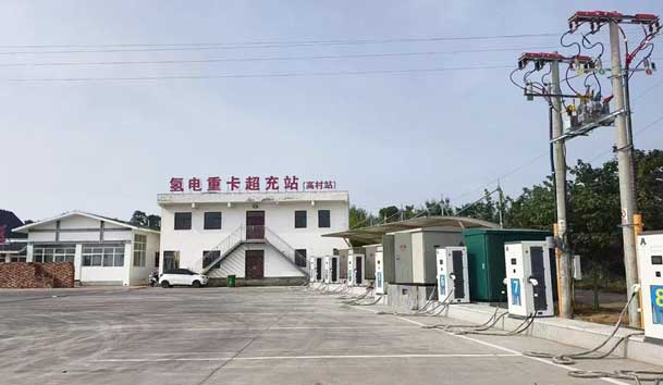 【重卡电动先锋】世博体育300-400kW重卡充电桩：亮点与应用典范(图6)