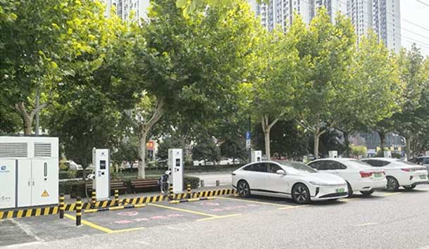 宜昌首批全液冷超充站投入运营，世博体育助力高质量充电基础设施建设(图1)